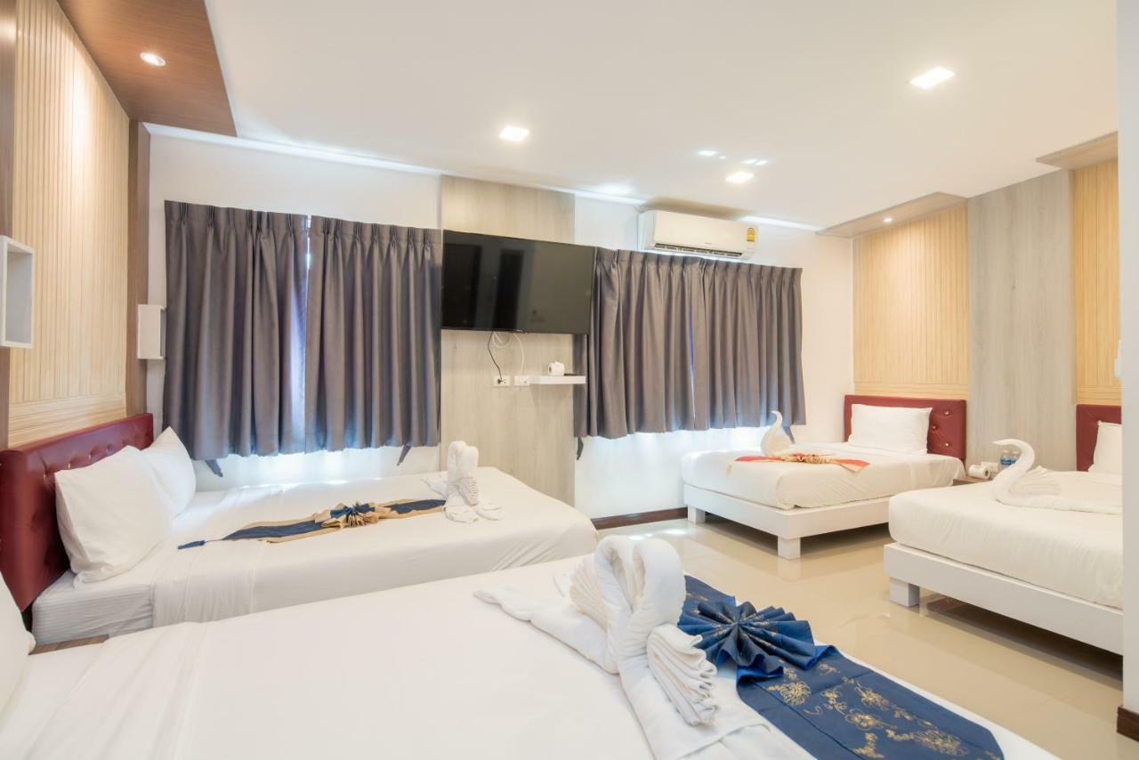 Baan Thai Beach Side Residence Patong Екстер'єр фото